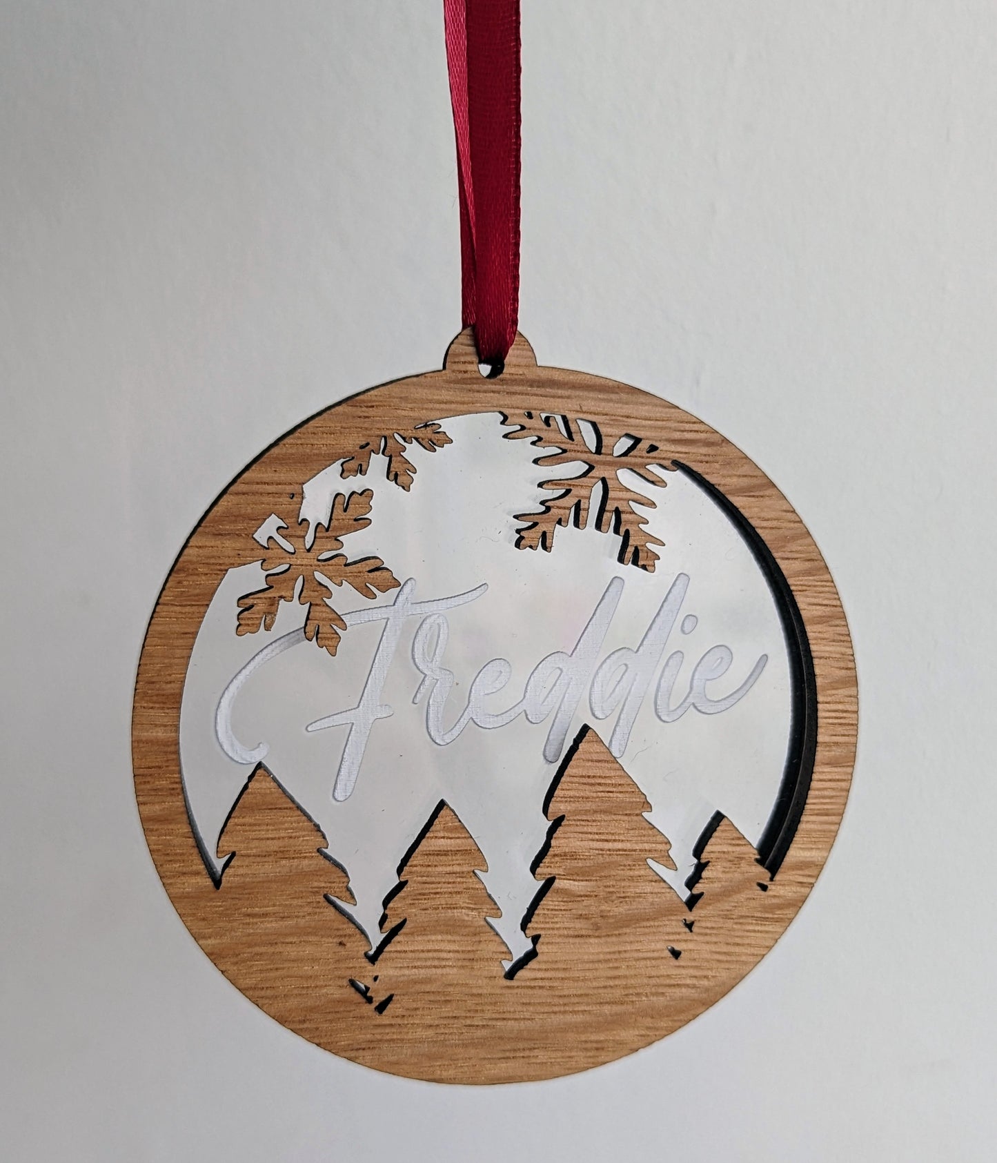 Personalised tree decoration